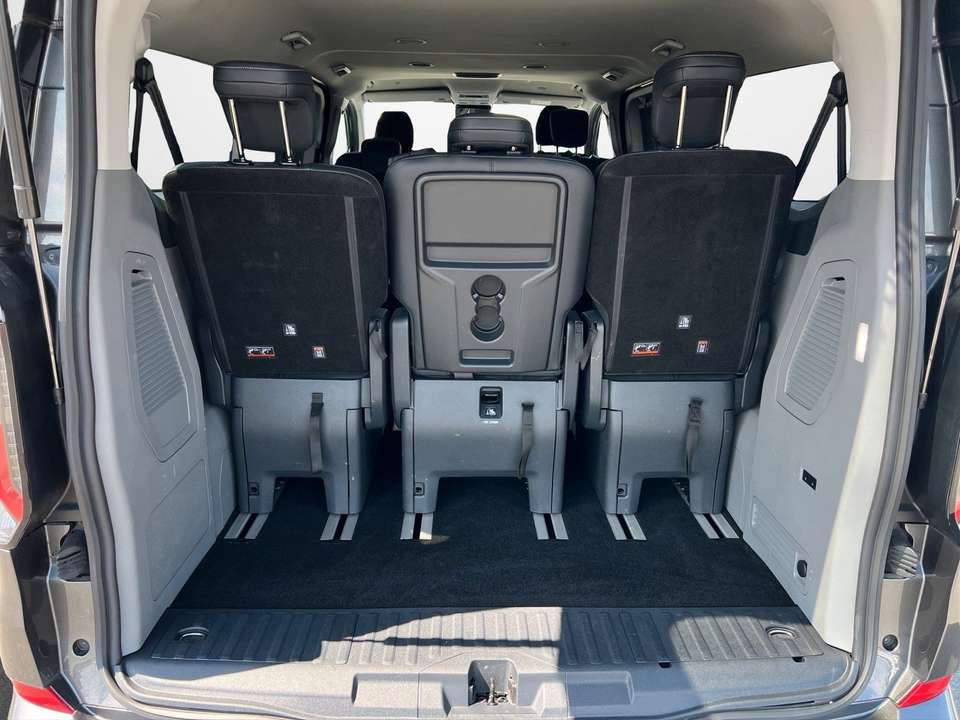 Ford Tourneo Custom - Imagem 14