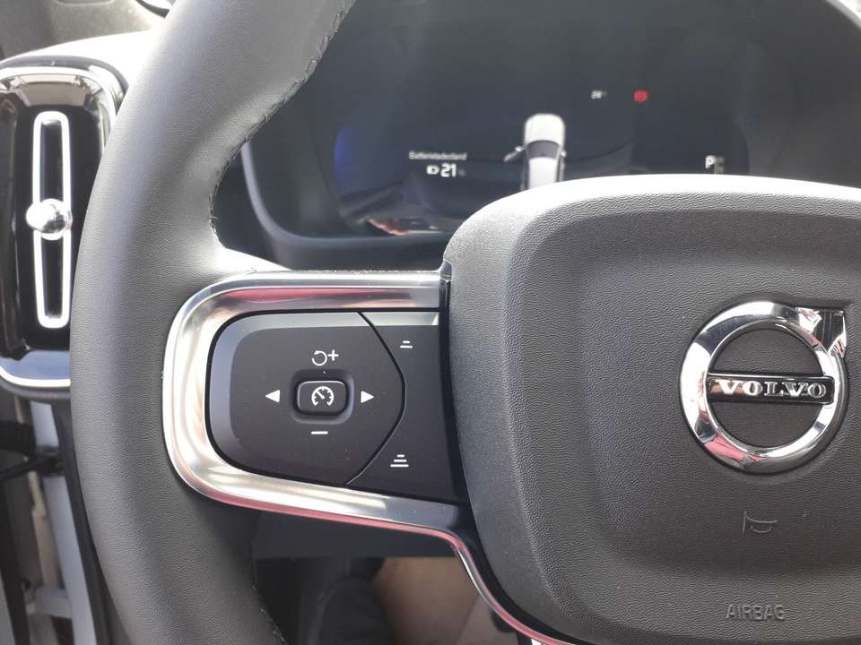 Volvo XC40 - Imagem 12