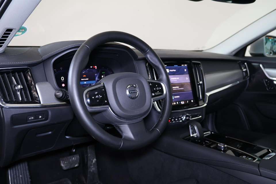 Volvo V90 - Imagem 13
