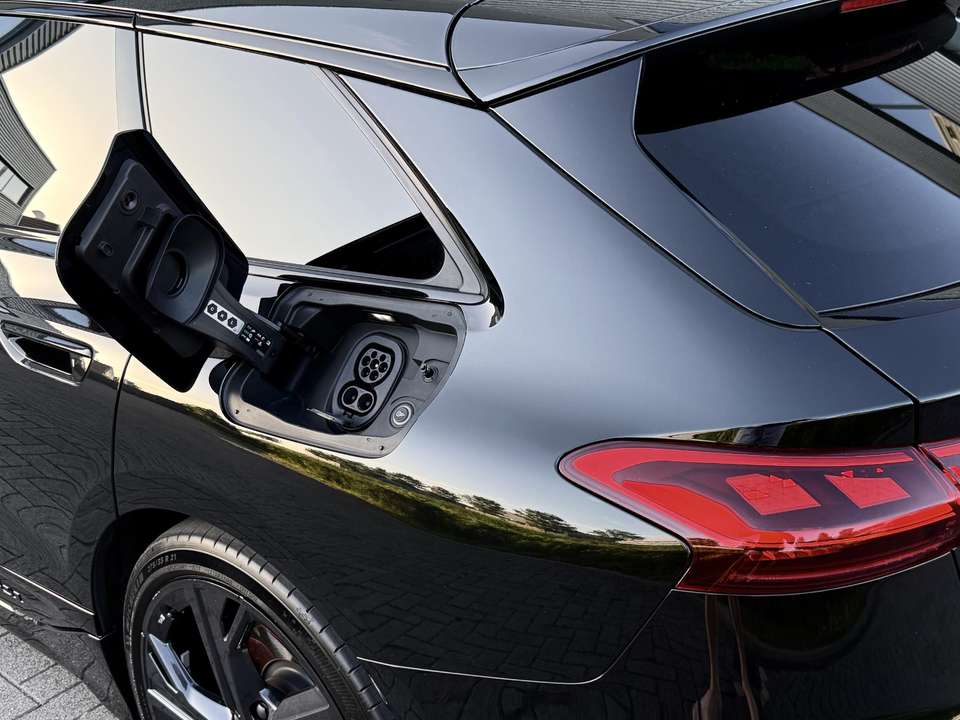 Audi A6 e-tron - Imagem 18