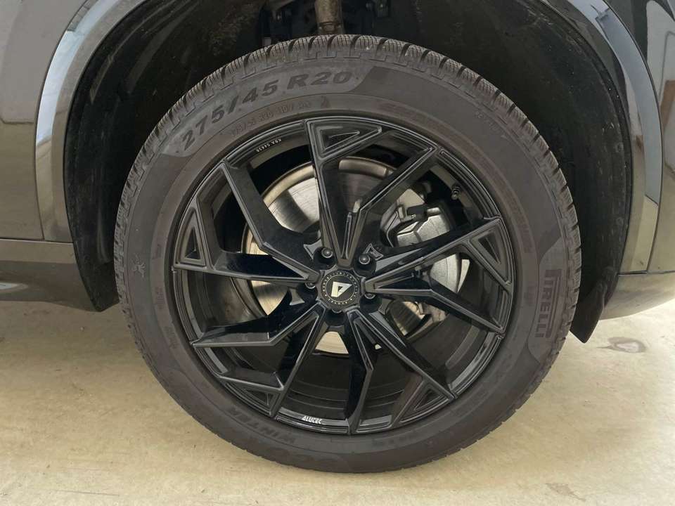 Volvo XC90 - Imagem 11