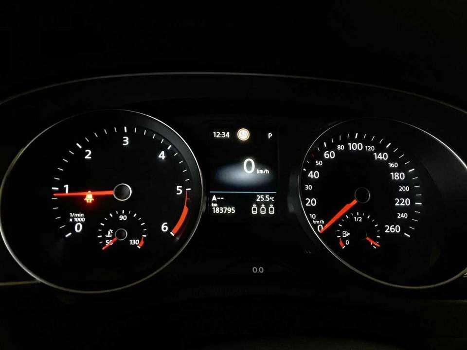 Volkswagen Passat Variant - Imagem 10