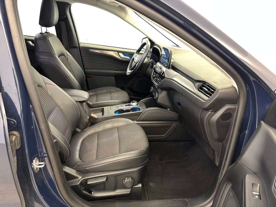 Ford Kuga - Imagem 9