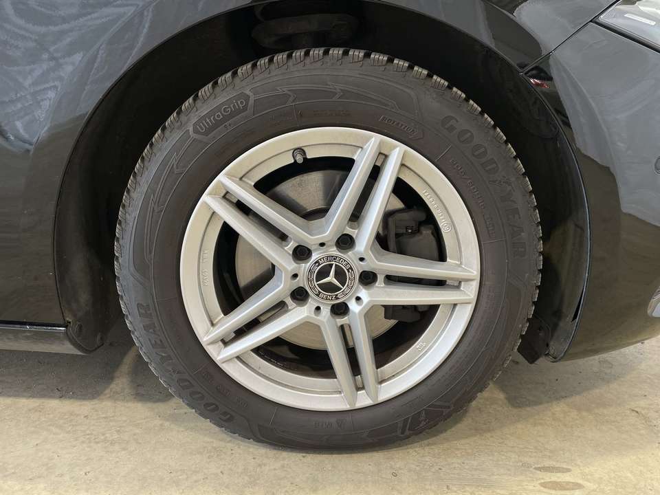 Mercedes-Benz A 200 - Imagem 11