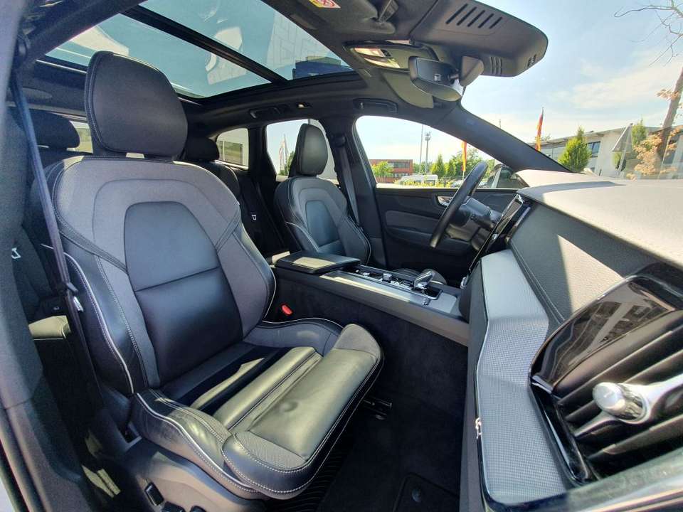 Volvo XC60 - Imagem 11