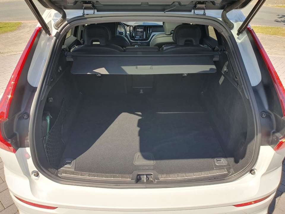 Volvo XC60 - Imagem 12