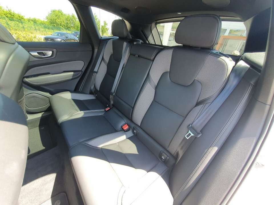 Volvo XC60 - Imagem 13