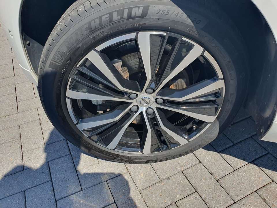 Volvo XC60 - Imagem 15