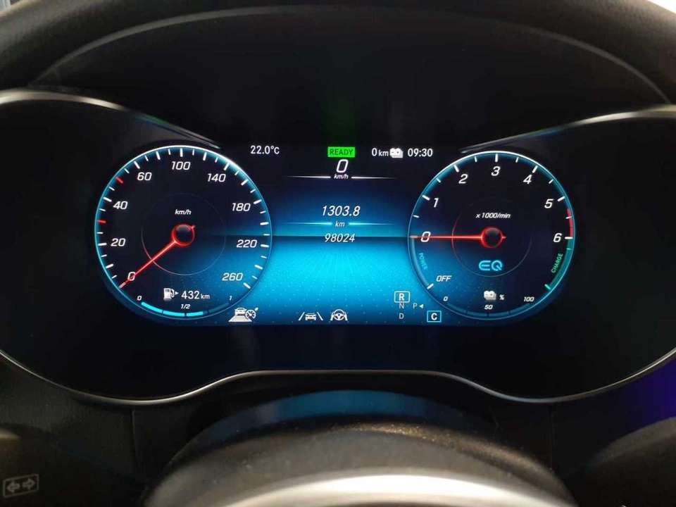 Mercedes-Benz GLC 300 - Imagem 9