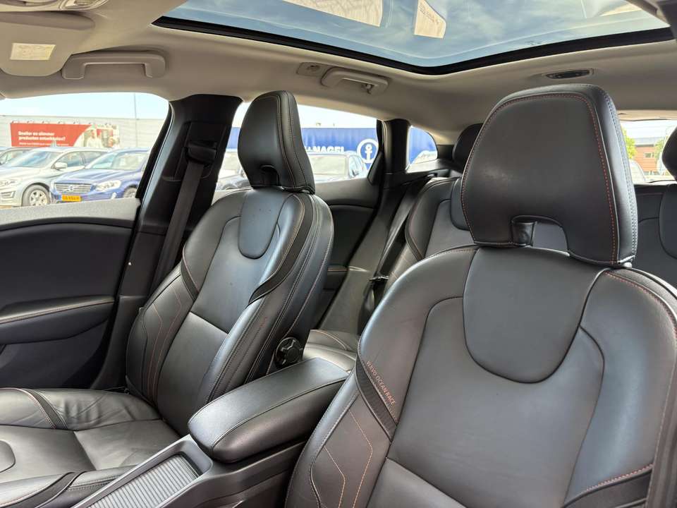 Volvo V40 - Imagem 9