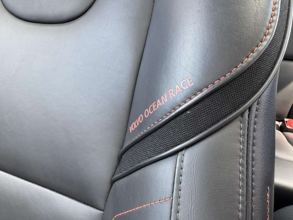 Volvo V40 - Imagem 10