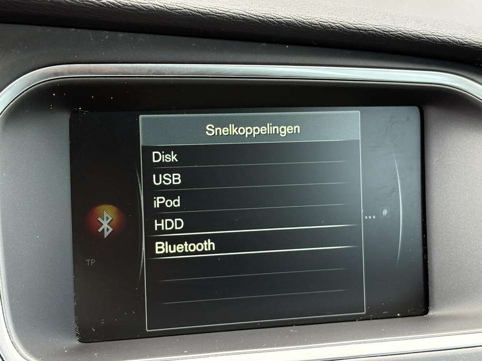 Volvo V40 - Imagem 12