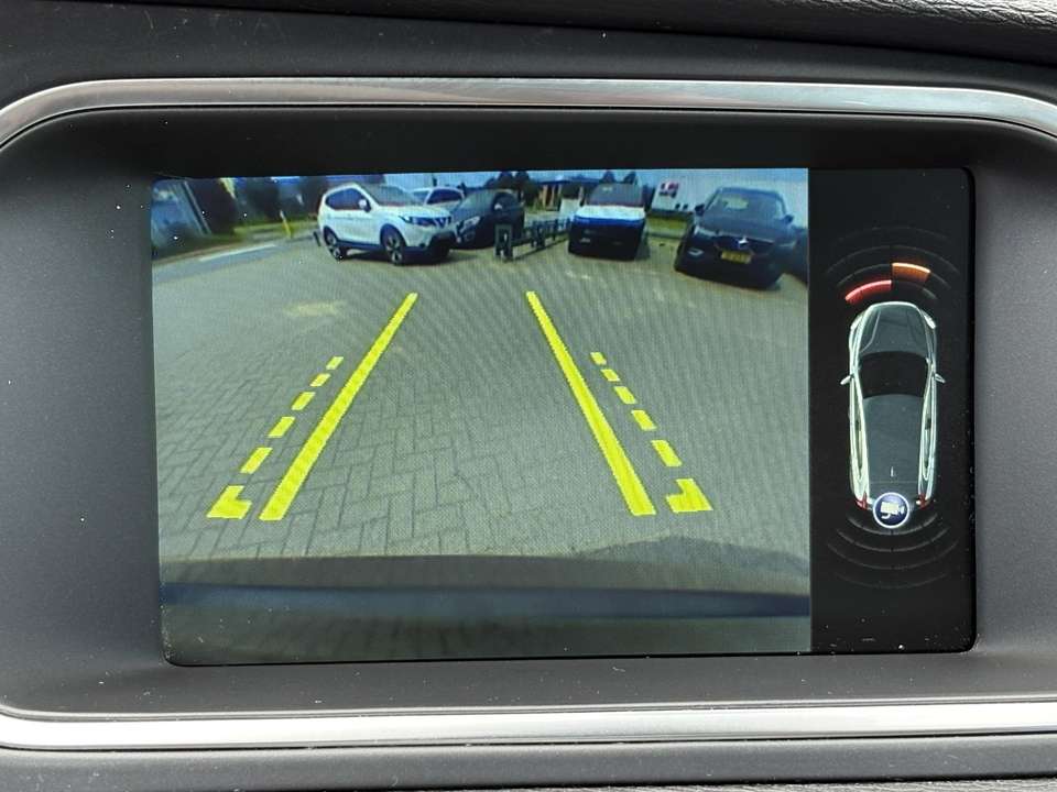Volvo V40 - Imagem 13
