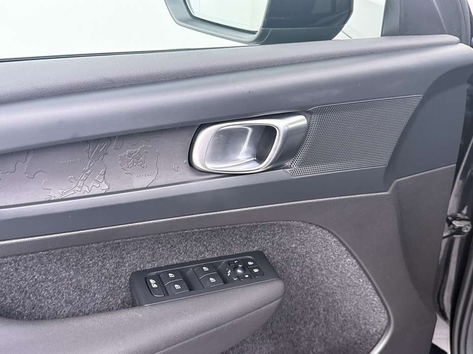 Volvo XC40 - Imagem 13