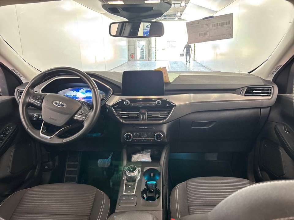 Ford Kuga - Imagem 6