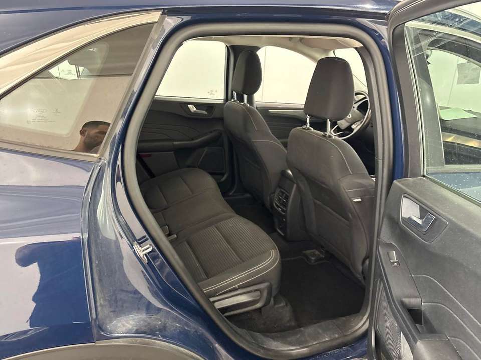 Ford Kuga - Imagem 11