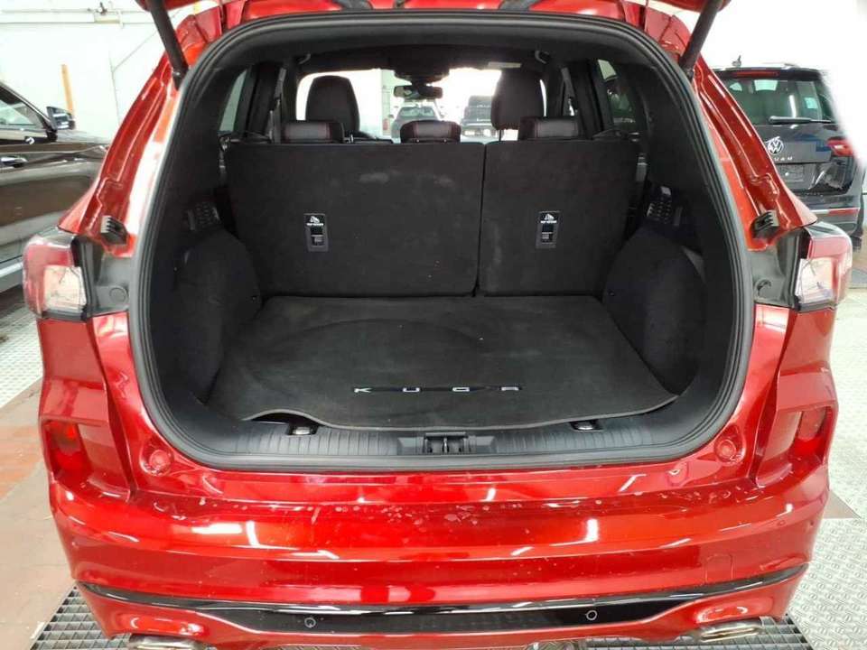 Ford Kuga - Imagem 13