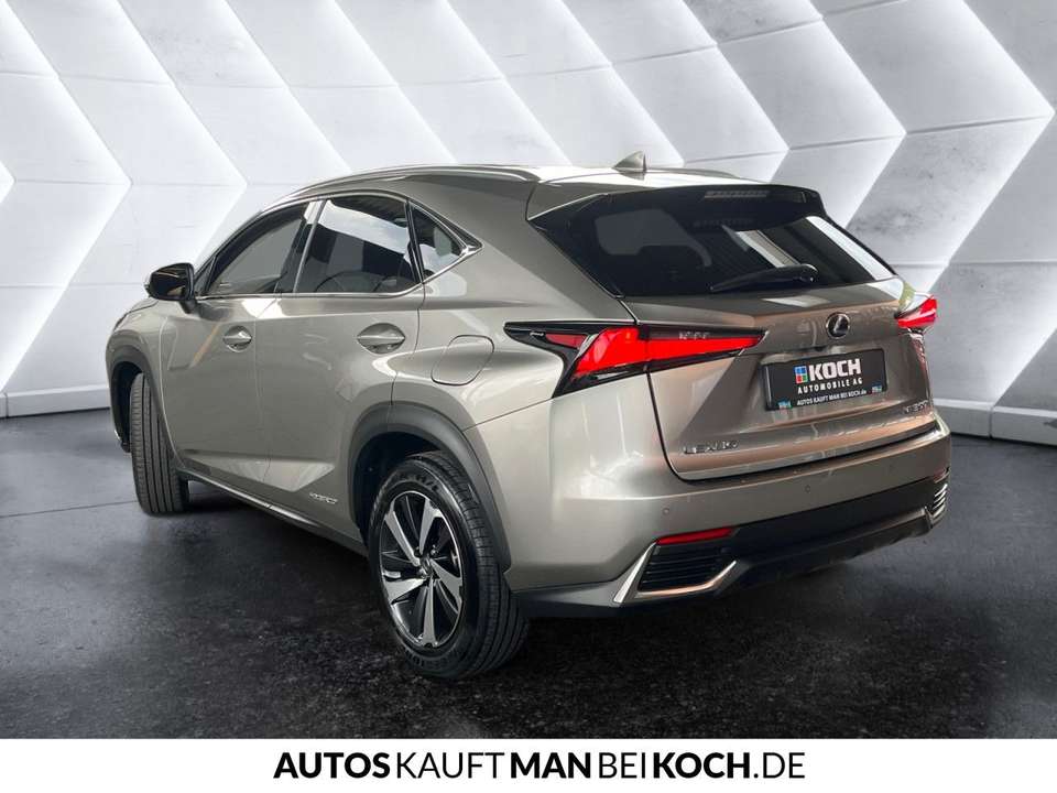 Lexus NX 300 - Imagem 4