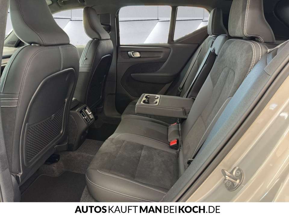 Volvo XC40 - Imagem 8