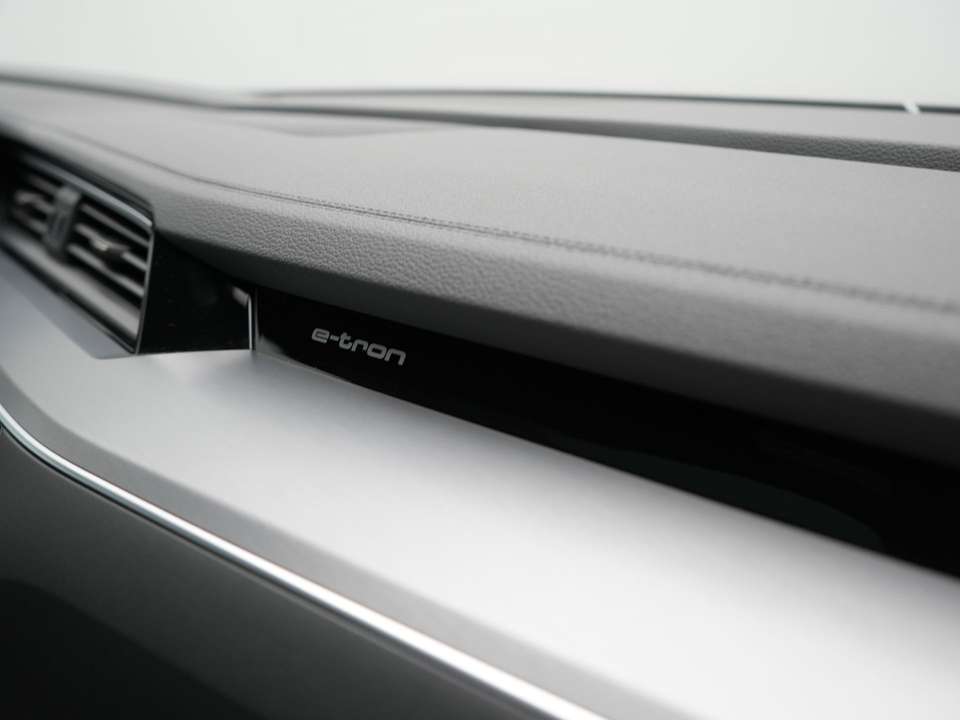 Audi Q8 e-tron - Imagem 6