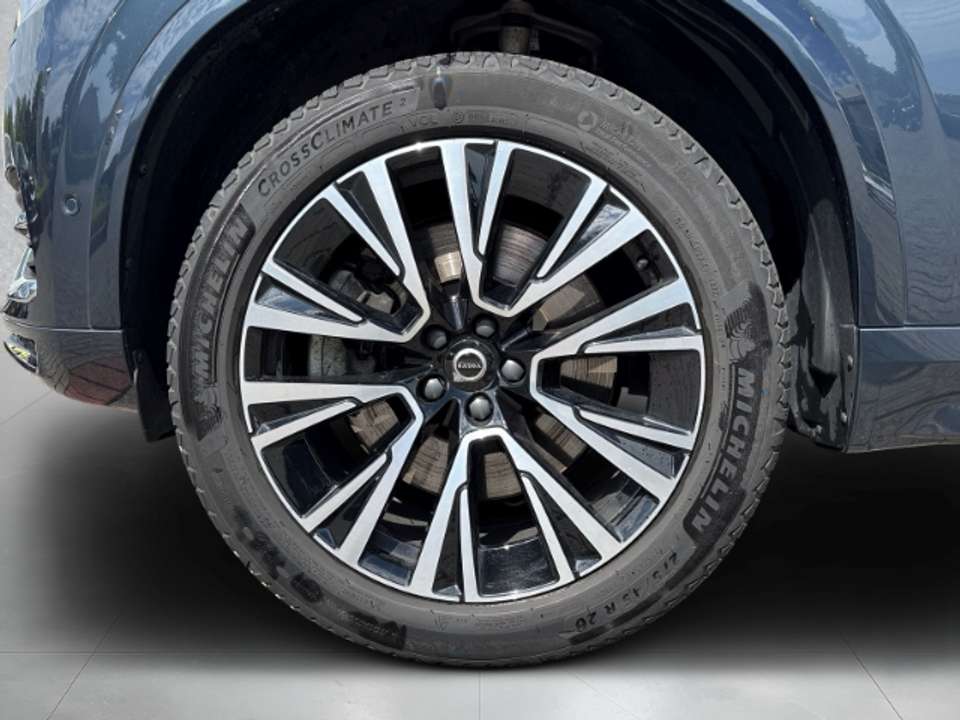 Volvo XC90 - Imagem 9