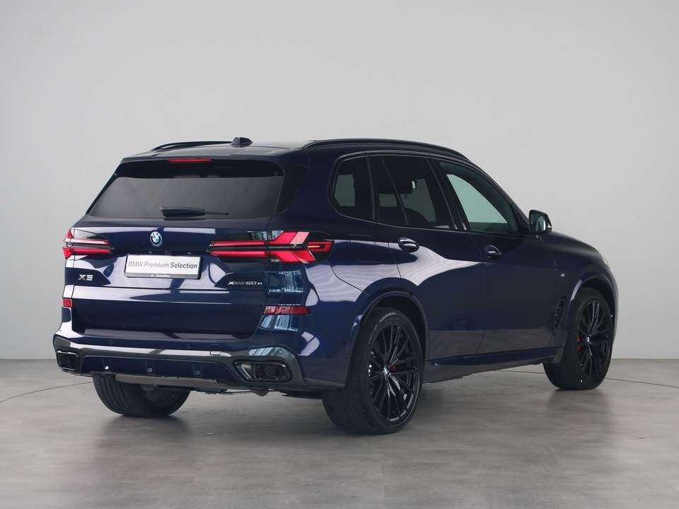 BMW X5 - Imagem 11