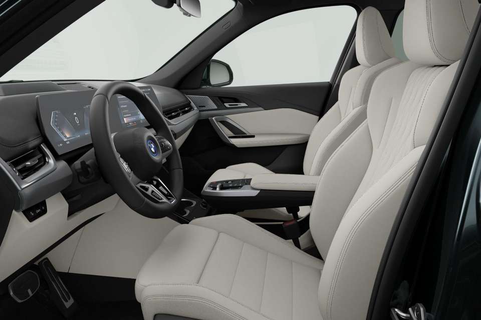 BMW iX1 - Imagem 2