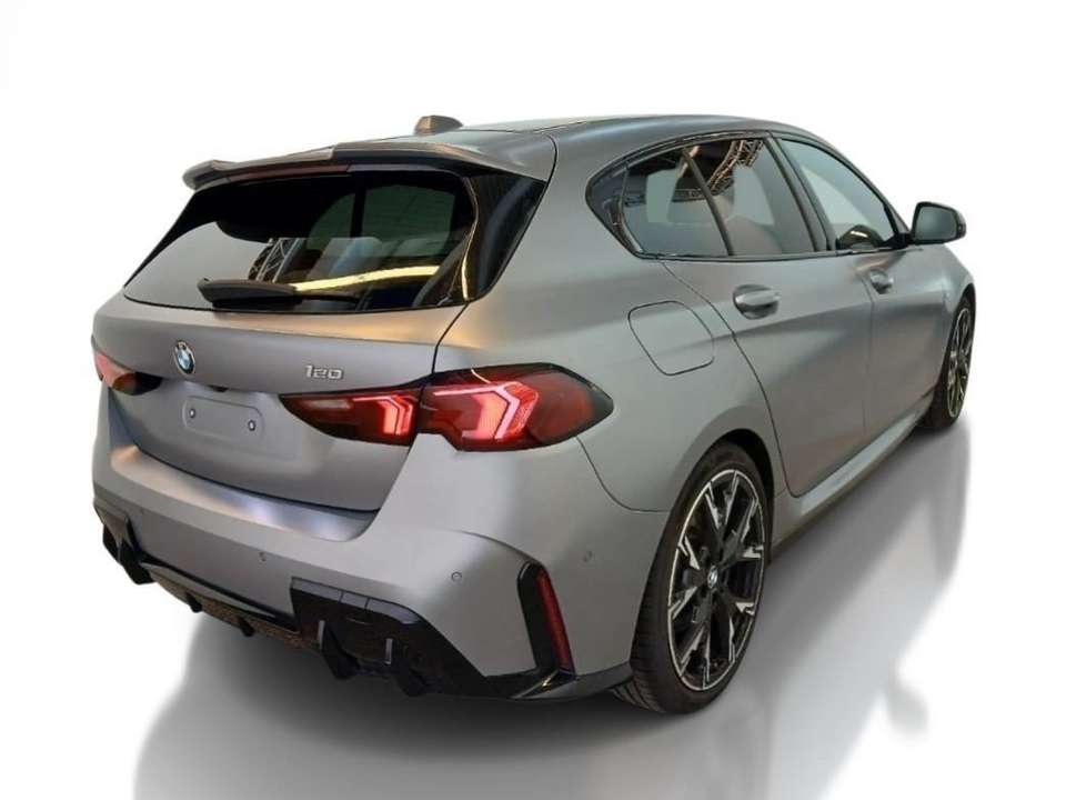 BMW 120 - Imagem 2