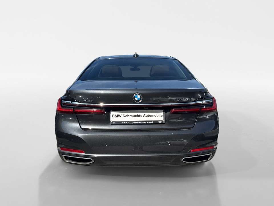BMW 740 - Imagem 5