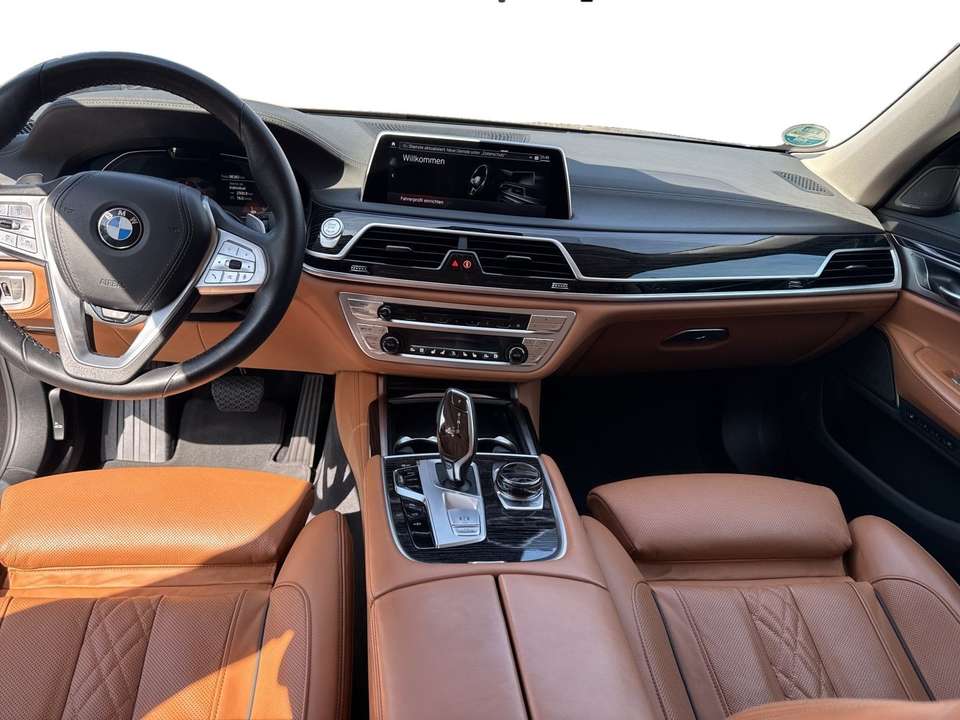 BMW 740 - Imagem 9