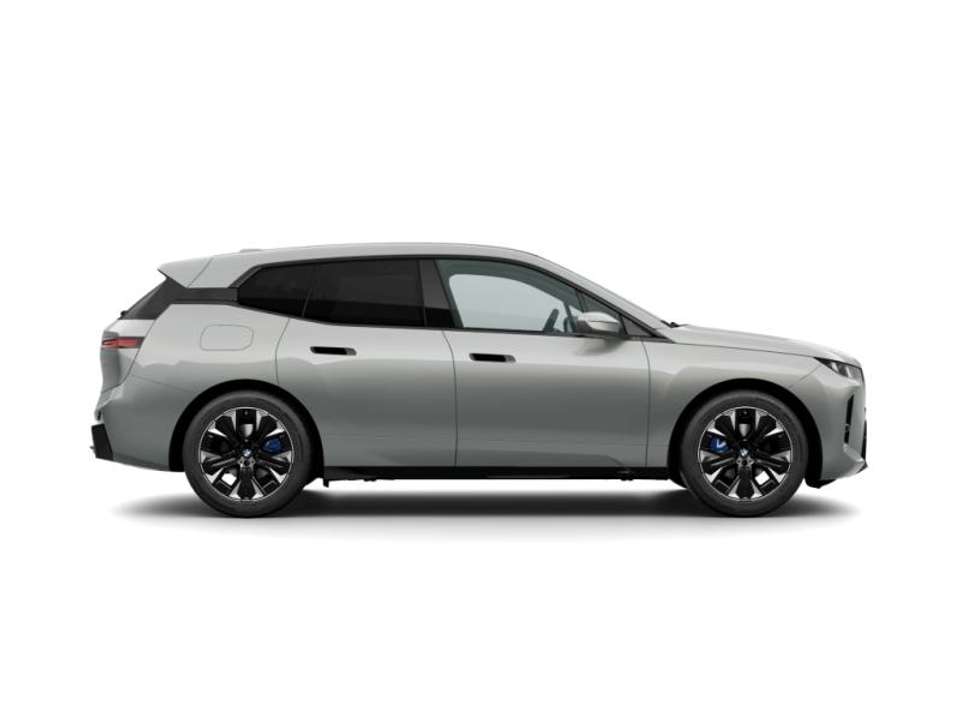 BMW iX - Imagem 3