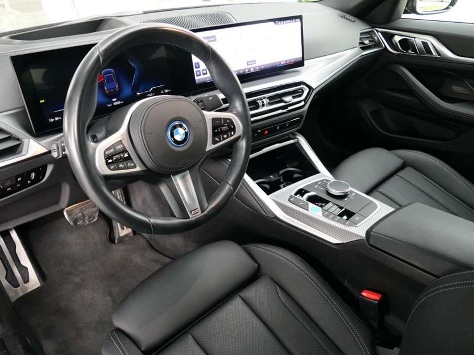 BMW i4 - Imagem 7