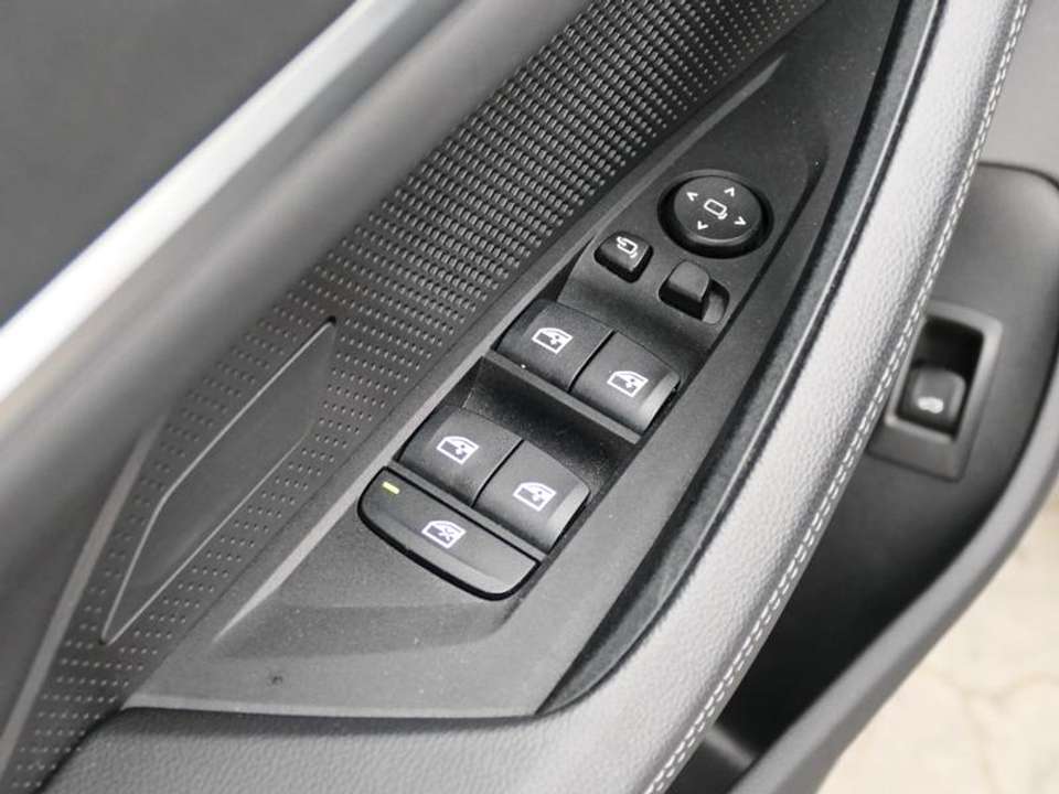 BMW i4 - Imagem 13