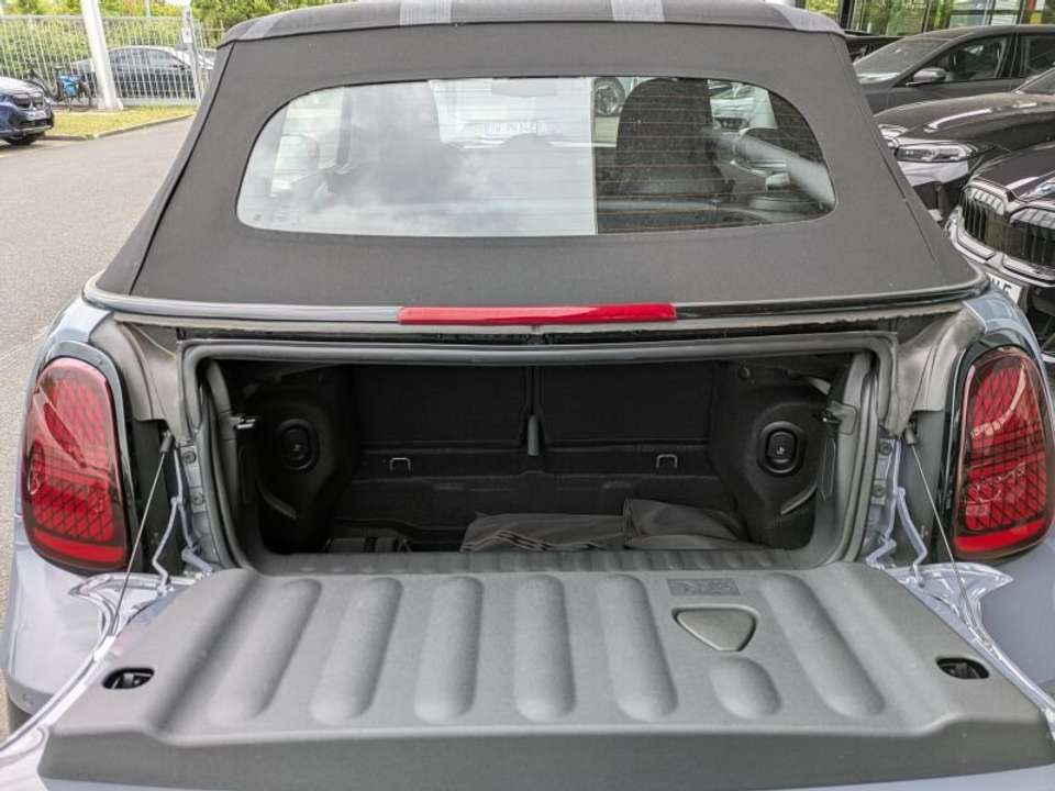 MINI Cooper C Cabrio - Imagem 12