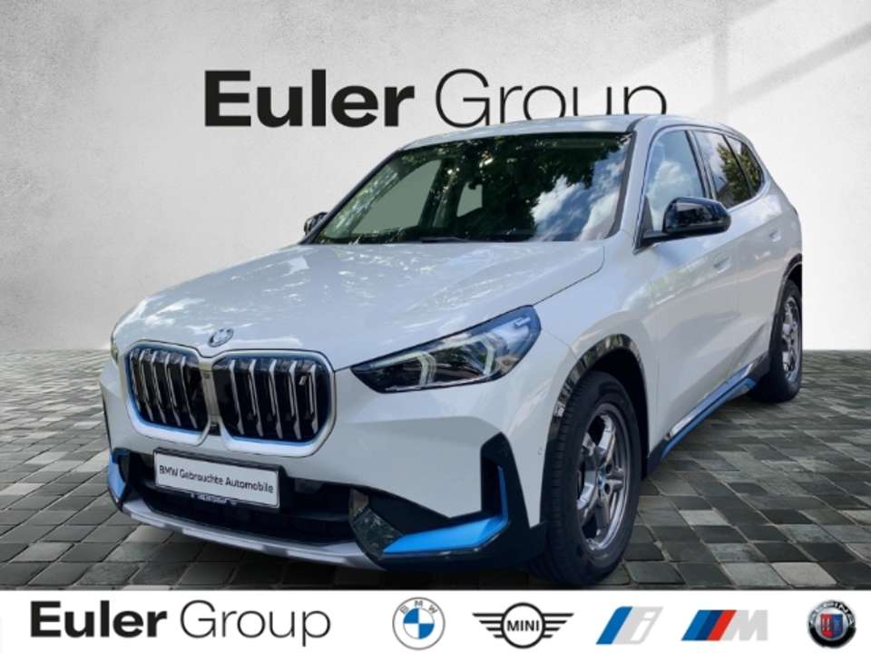 BMW iX1 - Imagem 1