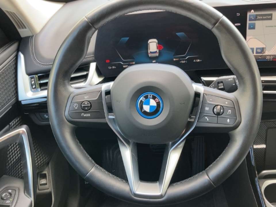 BMW iX1 - Imagem 9