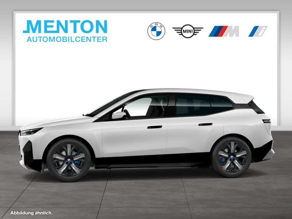 BMW iX - Imagem 7