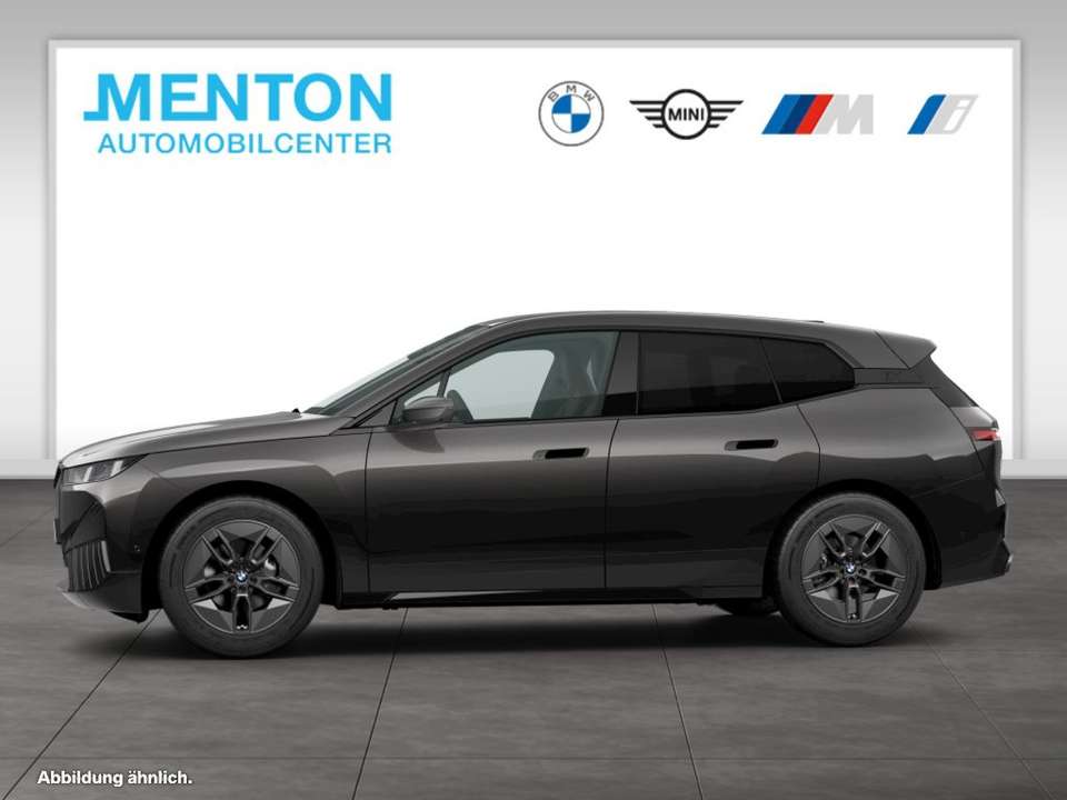 BMW iX - Imagem 7
