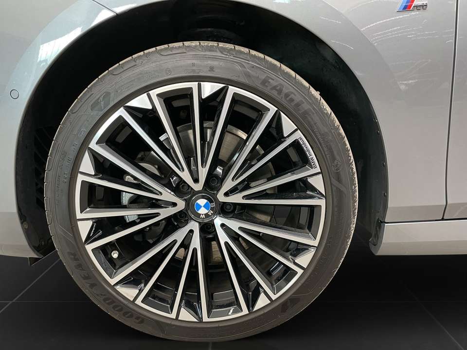 BMW 223 - Imagem 8