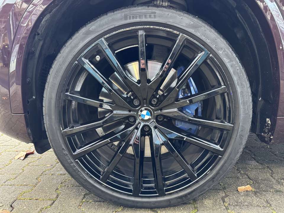BMW X5 M - Imagem 12