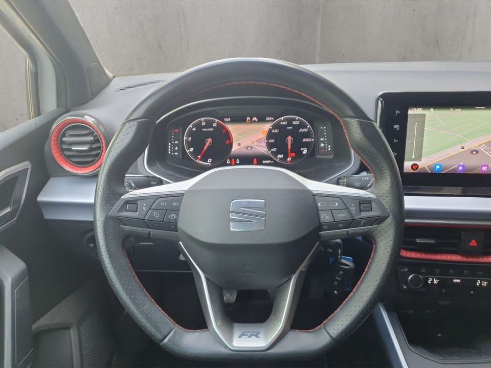 SEAT Arona - Imagem 10