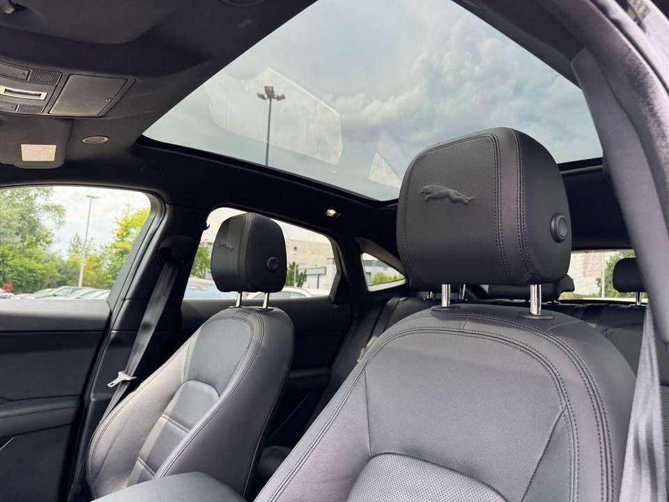 Jaguar E-Pace - Imagem 14