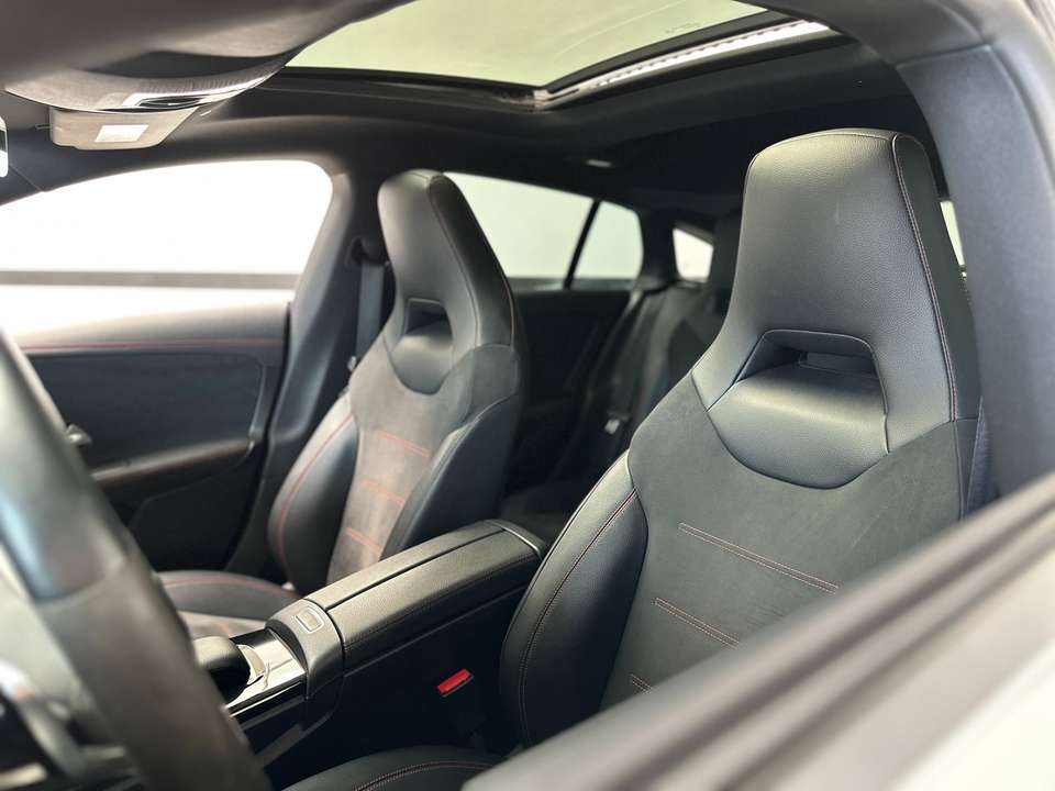 Mercedes-Benz CLA 200 - Imagem 8