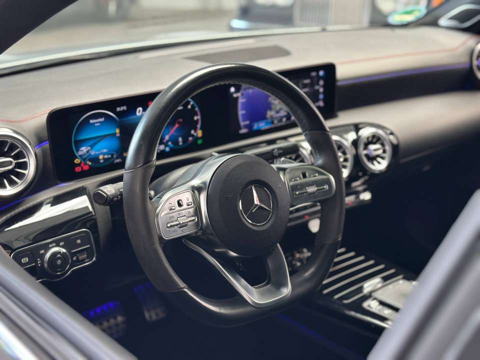 Mercedes-Benz CLA 200 - Imagem 11