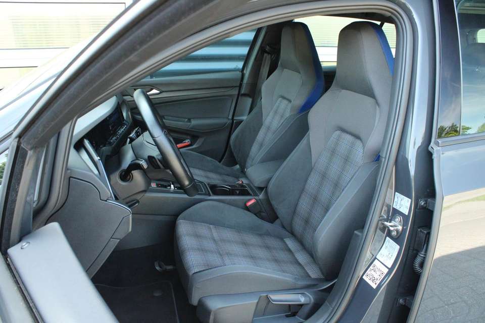 Volkswagen Golf - Imagem 4