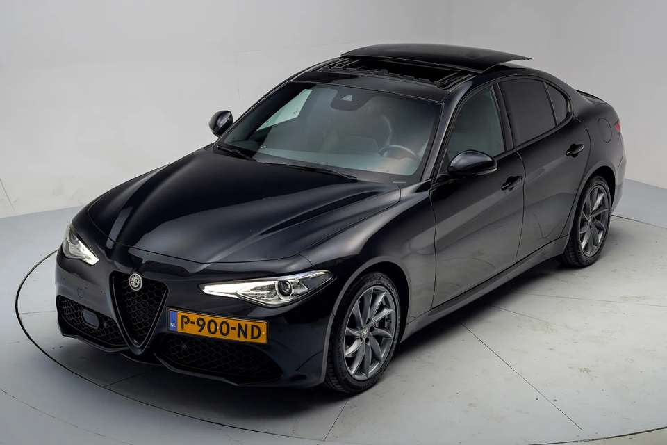 Alfa Romeo Giulia - Imagem 13