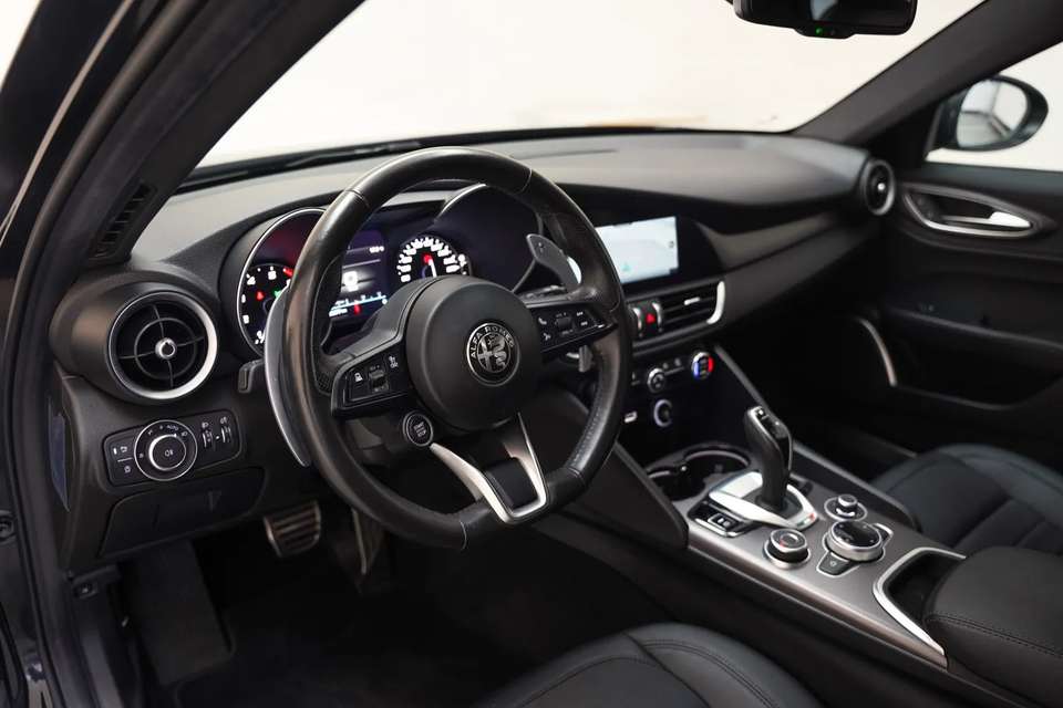 Alfa Romeo Giulia - Imagem 15
