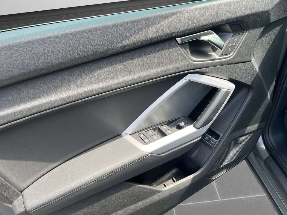Audi Q3 - Imagem 13