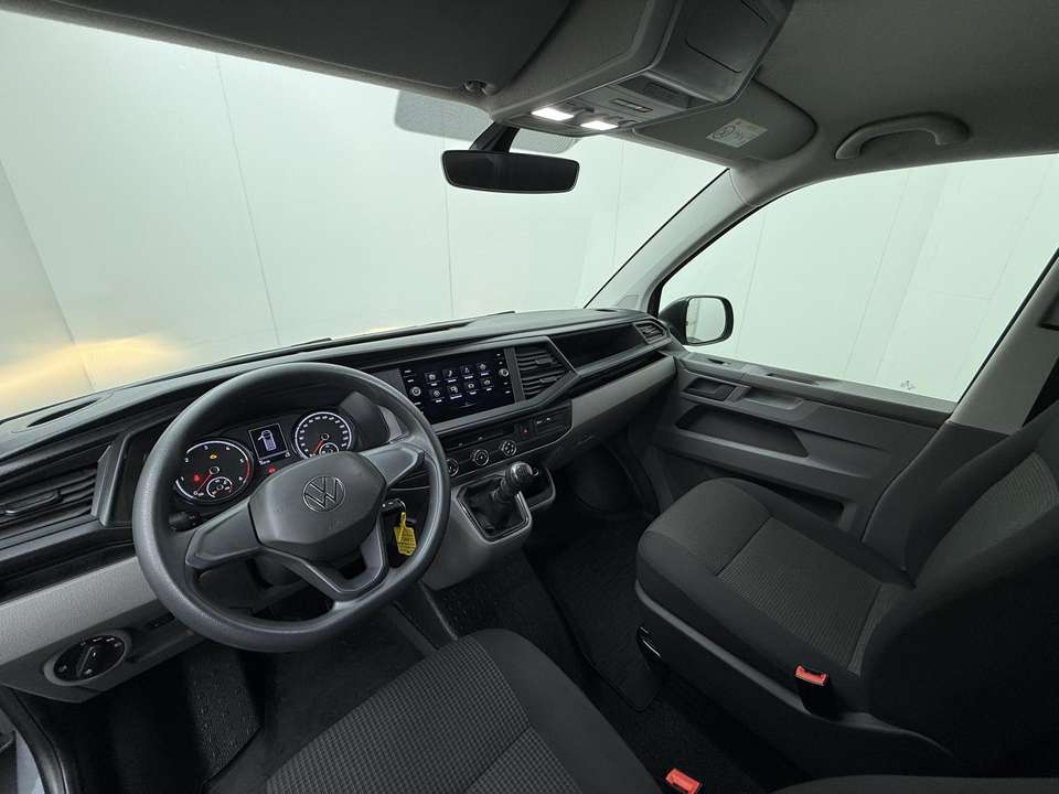 Volkswagen T6.1 Transporter - Imagem 9