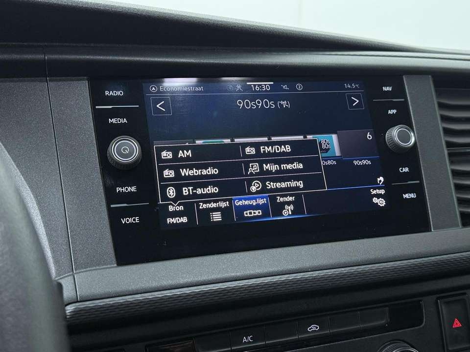 Volkswagen T6.1 Transporter - Imagem 11